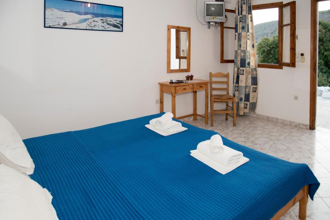 Damianos Rooms Adamantas  Exteriör bild