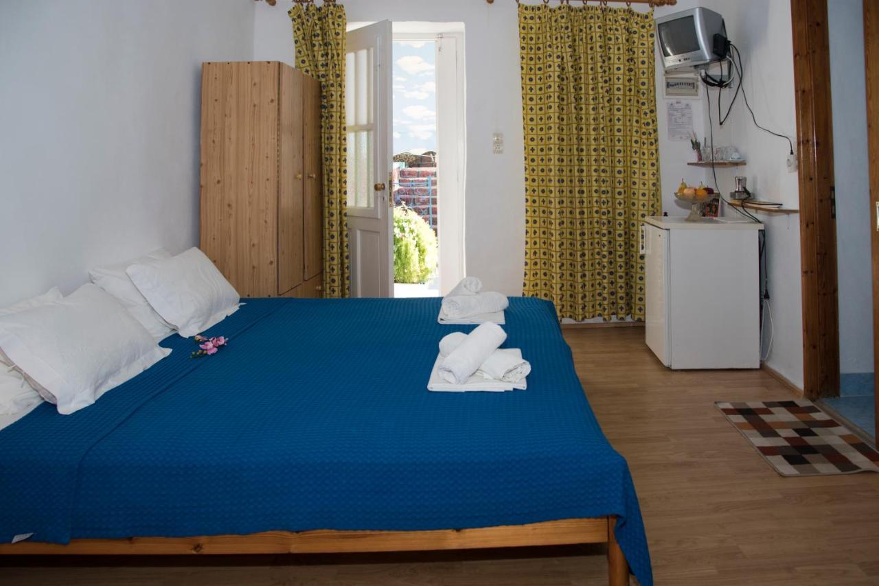 Damianos Rooms Adamantas  Exteriör bild